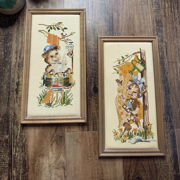 (2) Framed Pig Needlepoint Embroidery Anthropomorphic Animal Novelty Boho 70s - Picture 1 of 7